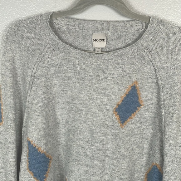 Nic + Zoe Cozy Up Geo Sweater in Gray balloon sleeve crew neck cropped medium - Picture 5 of 10